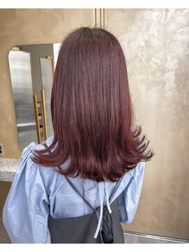 ジーナ サンシャイン通り池袋(Zina) 艶々ワインレッド【Zina 保科 侑花】