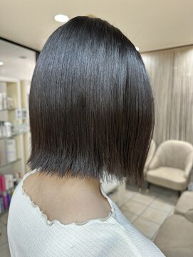 クオリス 上板橋店(QUALIS) 20代30代大人可愛い小顔切りっぱなしレイヤーストレート