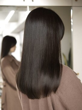 ノイエ 原宿 北参道(NoIE) 艶髪/レイヤーカット/ボブ/髪質改善カラー/縮毛矯正/原宿/北参道