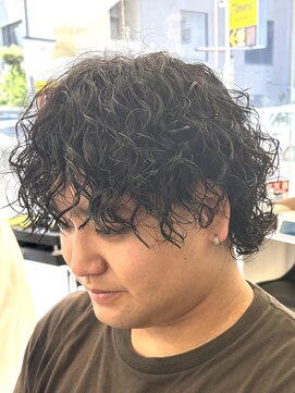 ウィル バイ ブラウン(Vir by Brown) ツイストスパイラル/縦落ちパーマ/サーフカール