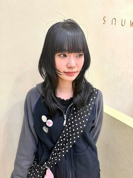 スニュウ(snuw) 【snuw mina】レイヤーカット/高校生カット/艶髪/重めバング