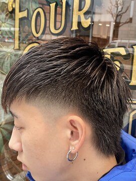 フォーコーナーズ(Four Corners) フェードショート