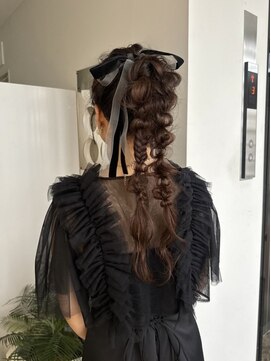 エイチ(811) クラゲヘアマッシュウルフミニボブショートウルフ卒業式40代ボブ