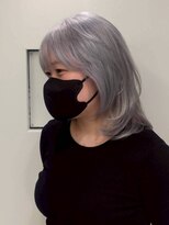 エニフォーイーストハム(Eni for eastham) ブリーチカラー/シルバーアッシュ/ミディアムレイヤー