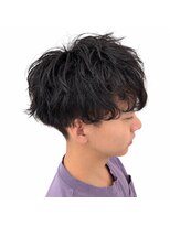 ホワイト(WHITE)&nbsp;マッシュ×波巻きパーマ