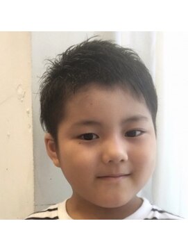 ペイジバイネオリーブ 吉祥寺店(Paige by Neolive) アシンメトリー2ブロック  キッズカット