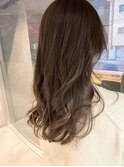 20代30代☆ブリーチ履歴を利用！柔らかく艶のあるベージュカラー