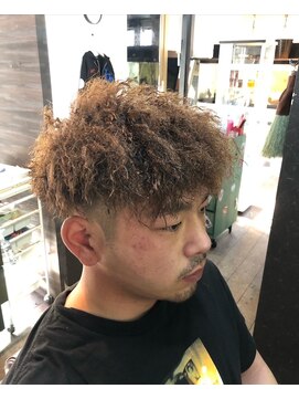 バーバーショップ カズー BARBER SHOP KA-ZOO ツイストパーマ