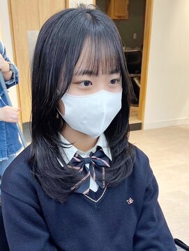 ネオリーブ クーロ(Neolive curro) 韓国前髪顔周り×美髪レイヤー[横浜/縮毛矯正/前髪縮毛矯正]