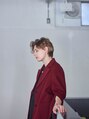 シックス(6+) ムードあるヘア、好きです。