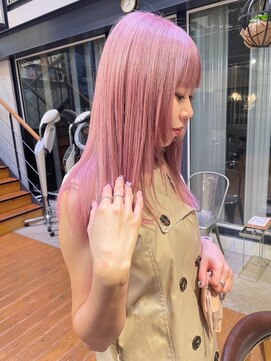 チックタック パラダイム(TICK-TOCK Paradime) 《ゲストスナップ》ぱっつん前髪/ベビーピンク