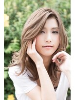 トルテ(Torte)&nbsp;ふんわり流れるミディアムスタイル