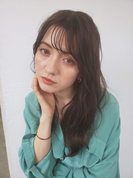 ガーランド (Garland) 小顔カット/前髪カット/ミディアムヘア/ブリーチなし