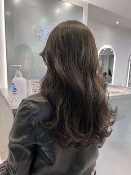 ジーナ 船橋(Zina) 髪質改善＊ロングレイヤーグレーベージュ＊美髪【Zina船橋】