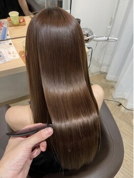 アヴァンス なかもず店(AVANCE.)の写真/【なかもず駅すぐ！】毛先まで触れたくなるようなサラツヤ髪を叶える♪コテ巻きも出来る柔らかさに！