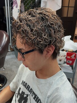 アミーゴ(AMIGO) 大人な雰囲気のスパイラルパーマ
