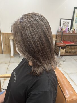 ノーム 横浜(NORM) 細めハイライト