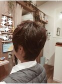 ふんわり耳出しショート