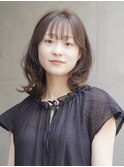 顔まわりレイヤーで小顔見せミディ