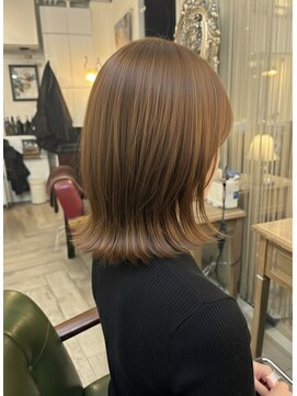 くびれミディアム