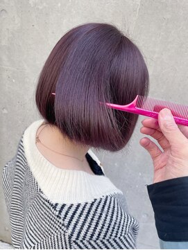 カノイ(KANOI) 艶ラベンダーカラー×ボブ