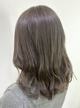 くすみがちな肌をワントーン明るく。「肌きれいになった？」と言われる透明感カラー