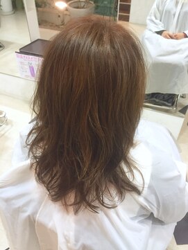 ヘアープロデュース フラックス(HAIR PRODUCE flux) 【flux】アッシュブラウン【西淀川区,尼崎駅,出来島,千鳥橋駅】