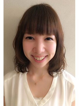 ロンド 銀座(Lond) ゆるふわウェーブスタイル 担当 本田奈穂美