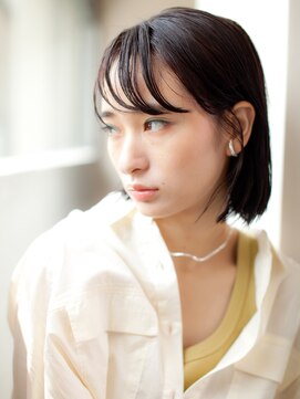 クレール 塚口店(CREER) ジェルピタ仕上げのシンプルな耳かけショートボブ