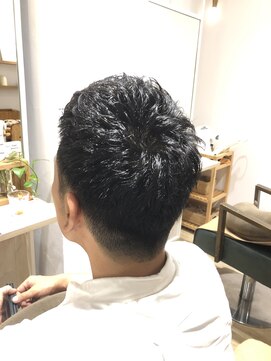 フェルーチェ(hair make Feluce) メンズパーマスタイル
