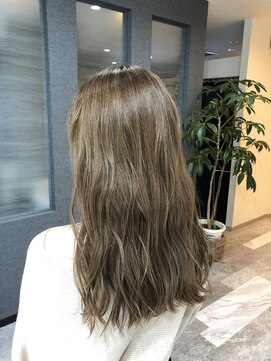 リオリス ヘア サロン(Rioris hair salon) ミルクティーベージュ