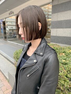 モリオ フロム ロンドン サッポロファクトリー店(morio FROM LONDON) 【morio札幌】2021年札幌髪型 大人かわいい黒髪ぱつっとボブ