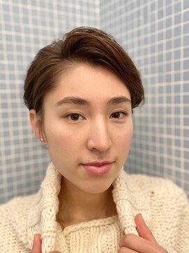 ビュートリアム 福岡(BEAUTRIUM) 大人カッコイイ、ハンサムショート