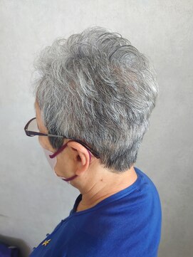 アニュー ヘア アンド ケア(a New hair&care) ミセス小顔ショートグレーカラー