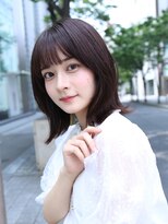 ヨファ ヘアー(YOFA hair)&nbsp;似合わせカット斜めバング小顔ミディグレージュカラー0702