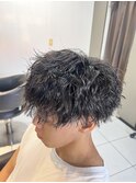 ツイストスパイラルパーマ　波巻きパーマ　メンズマッシュ