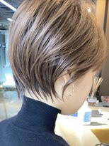 ミィ 浦和(mee)&nbsp;【mee.】束間くびれショート  パールベージュ