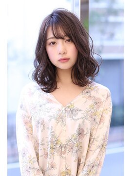 オーロ(ORO) 黄金比！小顔ミディアム