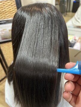 ビューティフルマインド(Beautiful mind) ストレート×縮毛矯正【髪質改善/トステア】
