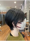 ショートヘア