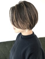 イーエス(E.S)&nbsp;大人ショート20代30代40代50代ハイライトで白髪ぼかし効果も◎