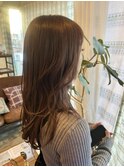 柔らかめのピンクベージュ