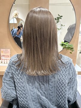 クーナバイトマト 横浜(Cuna by TOMTO) 【YUYA】ブリーチカラー_グレージュカラー_大人グレージュ