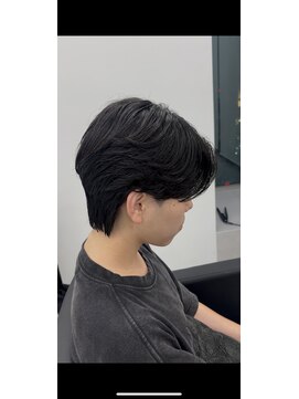 エクシア 名古屋店(EXCIA) 曲がる縮毛矯正で作るセンターパート