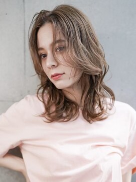 ギークス(GEEKS) 【GEEKS渋谷】ハッシュカット/顔周りレイヤー/冬カラー/20代30代