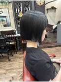ぱつっとボブ