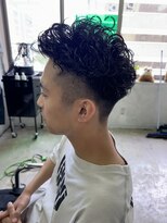 COM【コム】 ハードパーマ ツーブロっきゃ