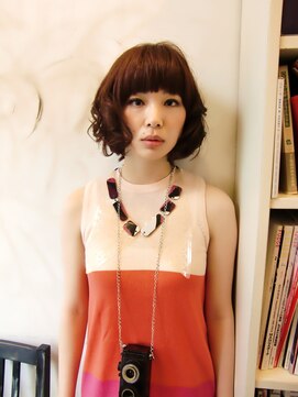 ブーケ(BOUQUET) レトロな雰囲気が似合う毛先にパーマでドール風なイメージに