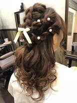 ディー エメ(D-aimer-)&nbsp;おっきめ編み込みのハーフポニー