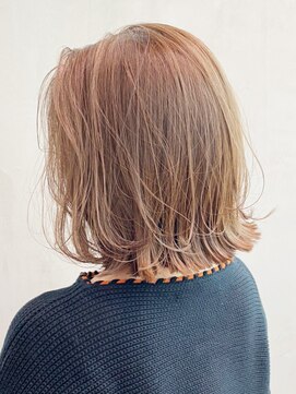 アイティー バイ アルバム 中野店(IT by ALBUM) ボブレイヤー_耳かけウェーブパーマフォギーベージュ_ba287072